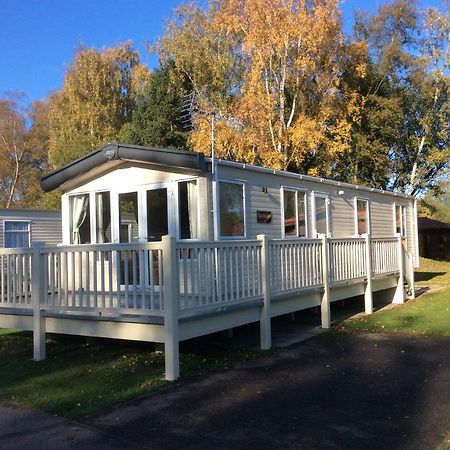 Tattershall Lakes Hotel Exterior photo